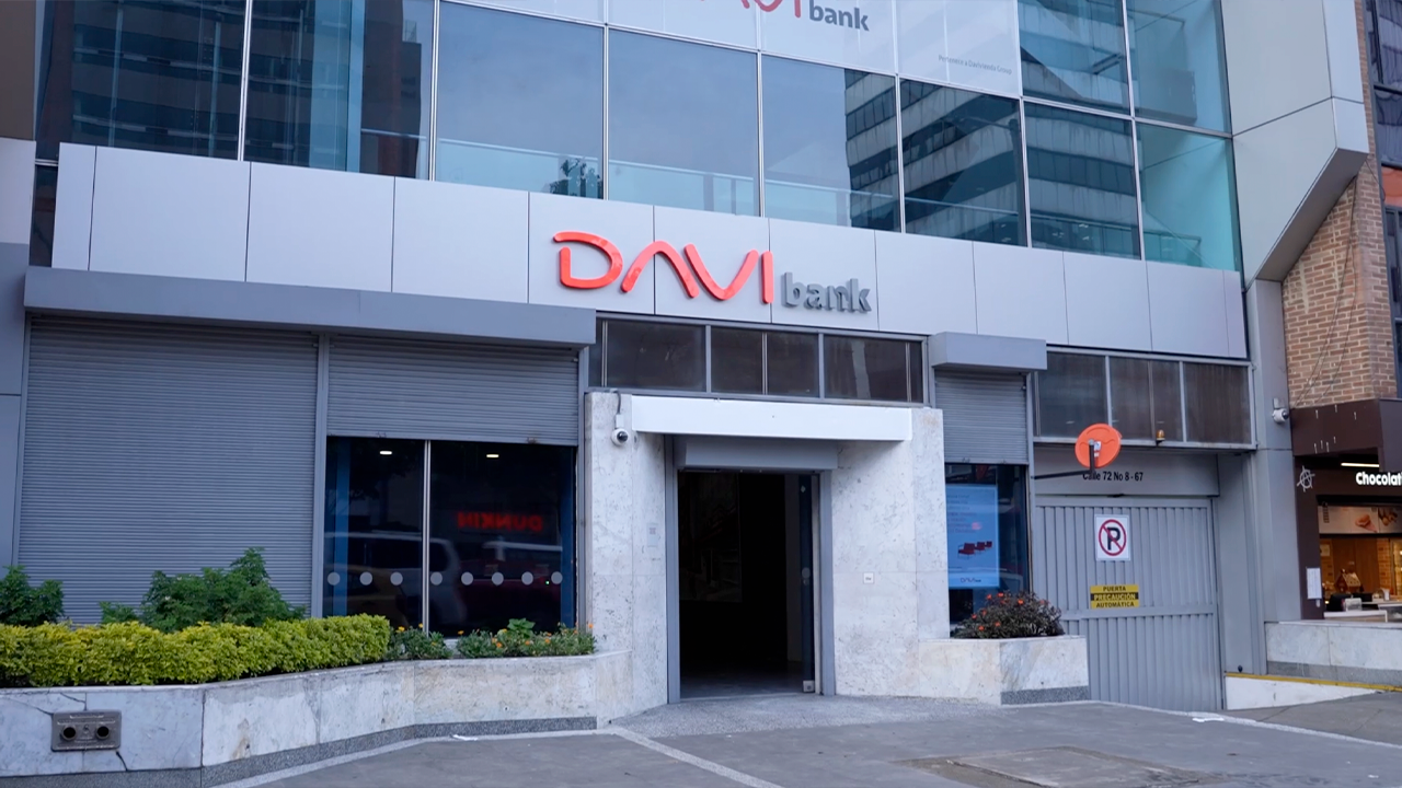 Davivienda explora nuevas fronteras en automatización bancaria con robótica colaborativa